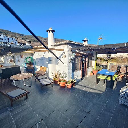 La Casa Rural De Paco Y Ana Pitres Exteriér fotografie