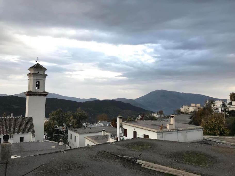 La Casa Rural De Paco Y Ana Pitres Exteriér fotografie